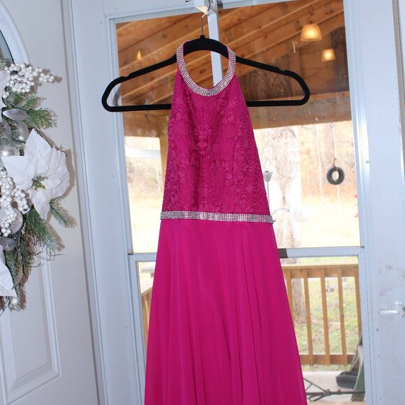 Prom dress Madison James - Picture 5 of 8